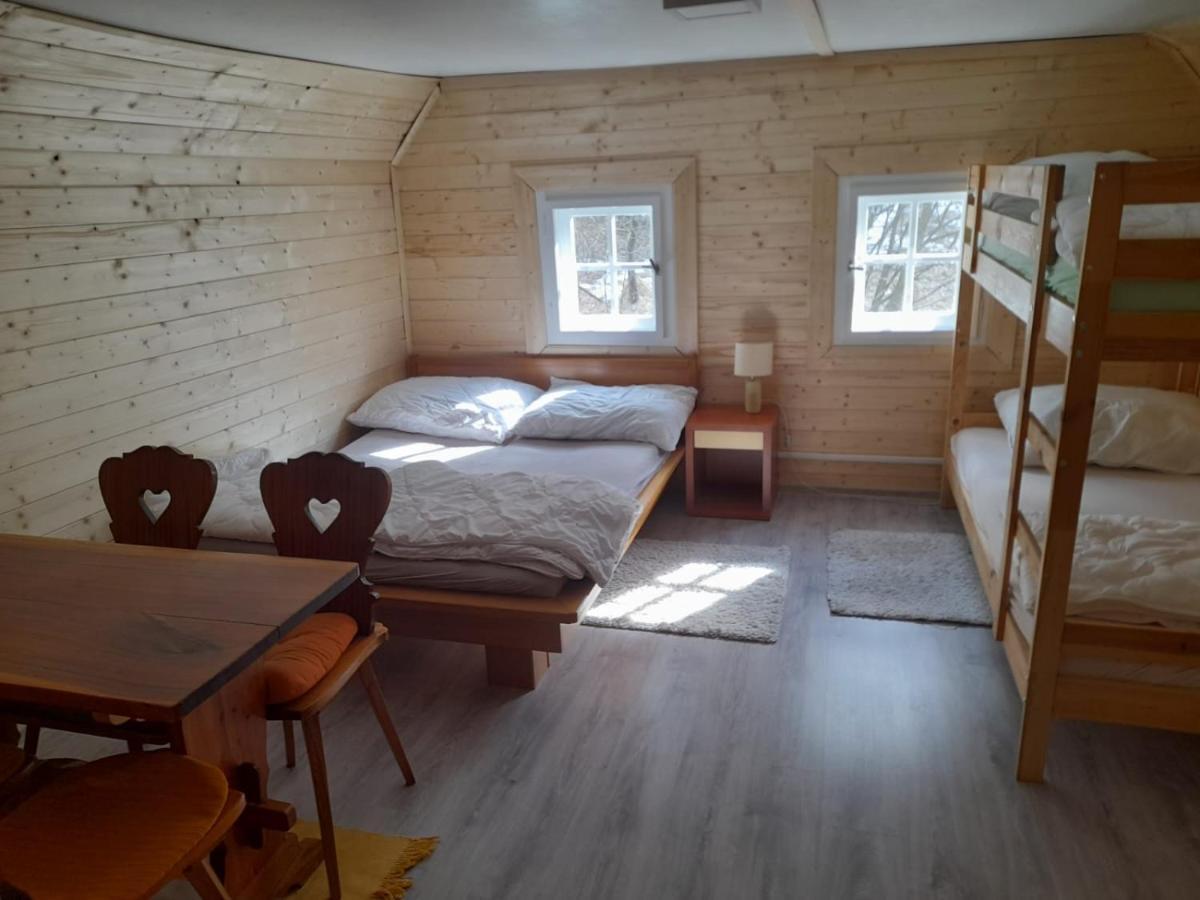 Roubenka U Potoka Vyprachtice Villa Luaran gambar