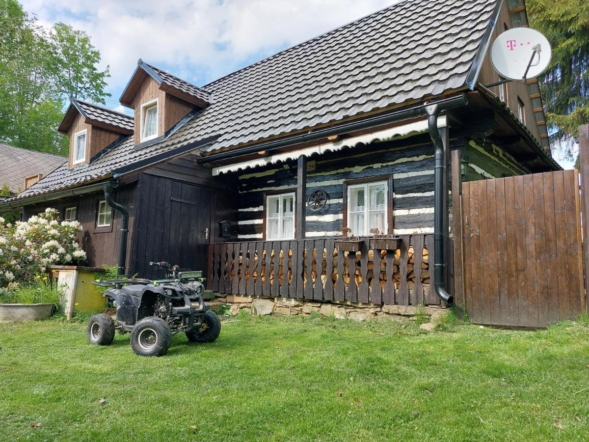 Roubenka U Potoka Vyprachtice Villa Luaran gambar